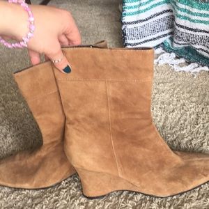 Size 71/2 high heel tan boots gently worn